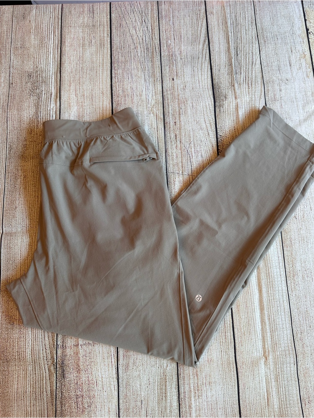 Lululemon Men’s Technical Stretch Pants Tan Khaki Drawstring Size L